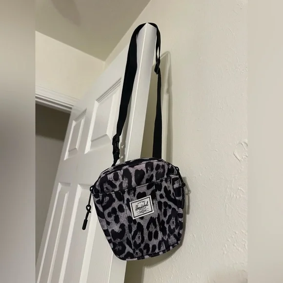 Women’s Herschel Small Cruz Handbag Crossbody Purse - Picture 3 of 7